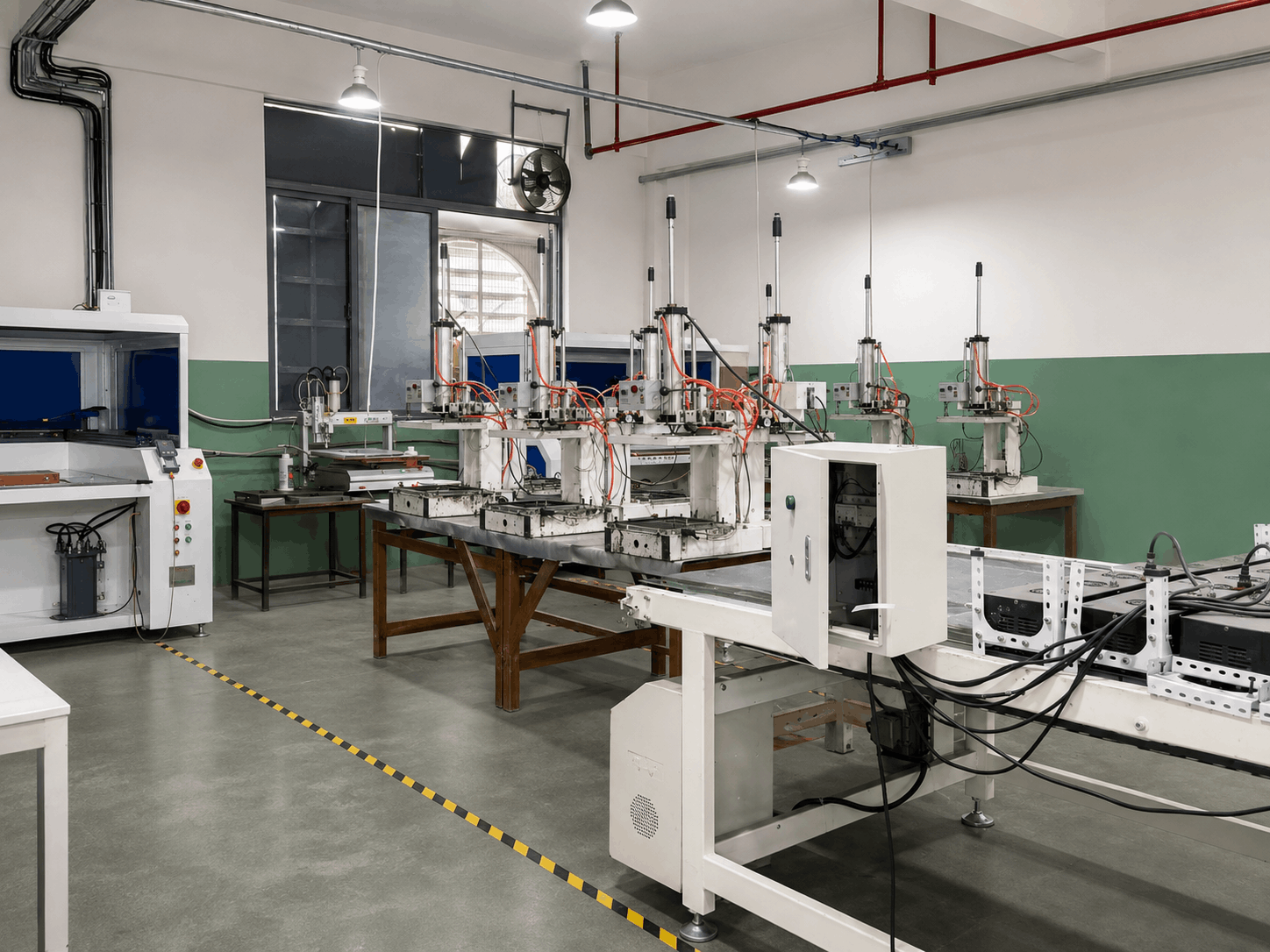 Shunxin Toys production workshop